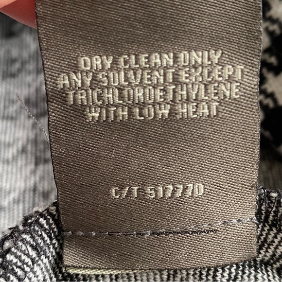 Taylor Houndstooth Knit Form Fitting Dress - Picture 8 of 9